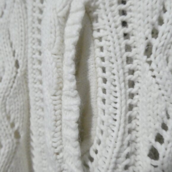 AMERICAN EAGLE OUTFITTERS | medium | Hooded White Knitted Lace Sweater W Pockets - Picture 11 of 16